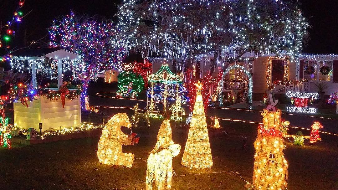The Ultimate Triangle Christmas Lights Crawl: How To See Over 3 Million ...